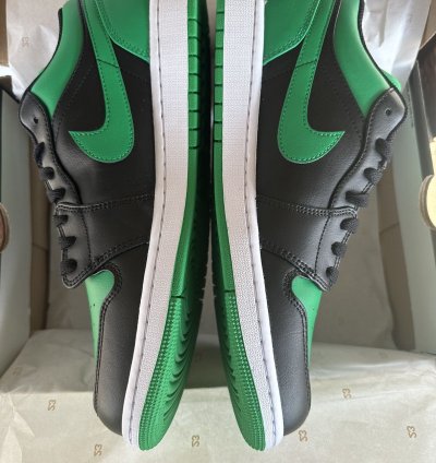 Jordan 1 Low Lucky Green