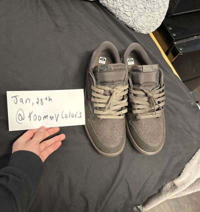 Jordan 1 low Travis Scott Velvet Brown