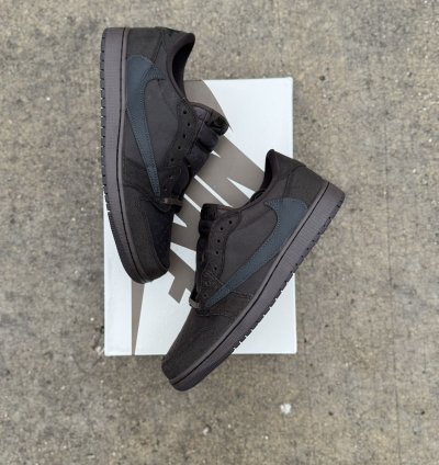 Jordan 1 Low Velvet Brown