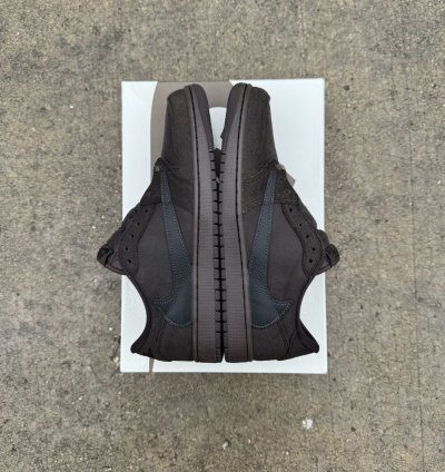 Jordan 1 Low Velvet Brown