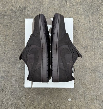 Jordan 1 Low Velvet Brown