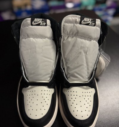 Jordan 1 Mocha High (555088-105) Size 9 5 (NEW) NO BOX