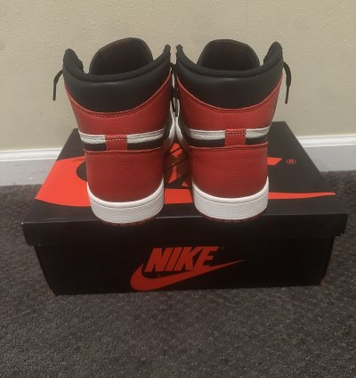 Jordan 1 Retro High Bred Toe