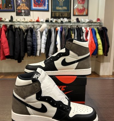 Jordan 1 Retro High Dark Mocha
