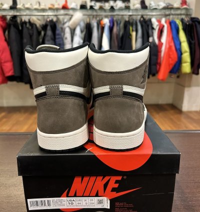 Jordan 1 Retro High Dark Mocha
