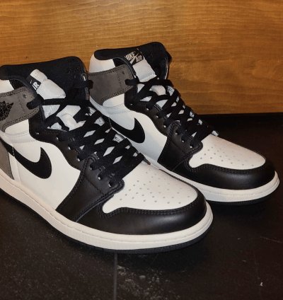 Jordan 1 Retro High Dark Mocha Size 9 5 New Box