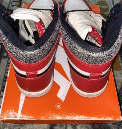 Jordan 1 Retro High OG Chicago Lost and Found