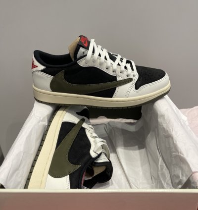 Jordan 1 Travis Scott Olive