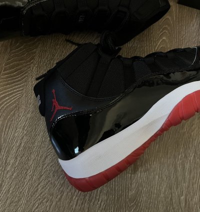 Jordan 11 Bred 2019
