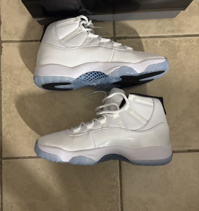 Jordan 11 legend blue