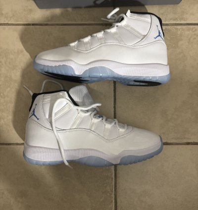 Jordan 11 legend blue