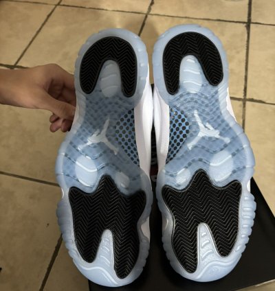Jordan 11 legend blue
