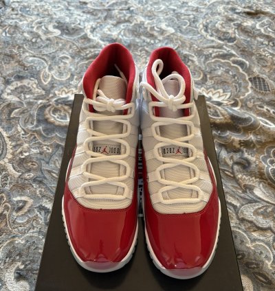 Jordan 11 Retro Cherry (2022)