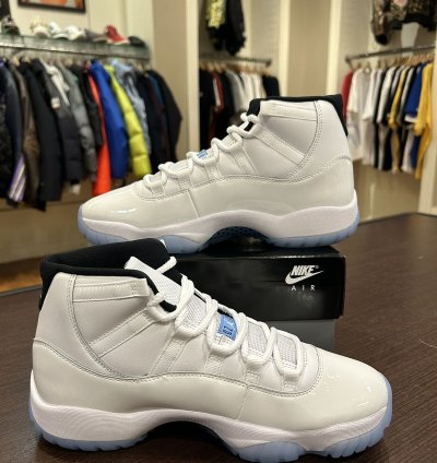 Jordan 11 Retro Legend Blue (2024)