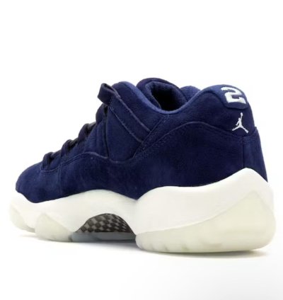 Jordan 11 Retro Low Derek Jeter Re2pect