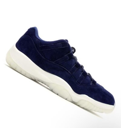 Jordan 11 Retro Low Derek Jeter Re2pect