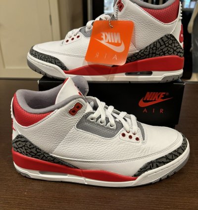Jordan 3 Retro Fire Red (2022)
