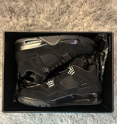 Jordan 4 black cat