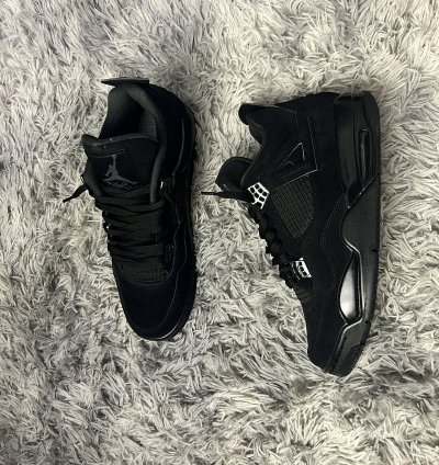 Jordan 4 black cat