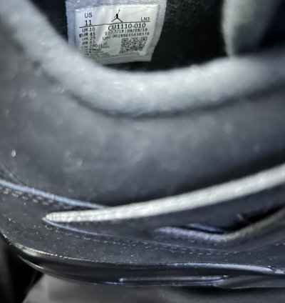 Jordan 4 black cat