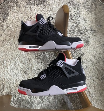 Jordan 4 Bred