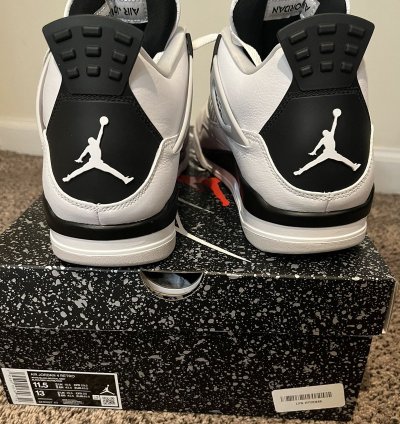 Jordan 4 Military Black