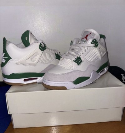 Jordan 4 pine green