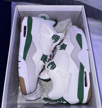 Jordan 4 pine green