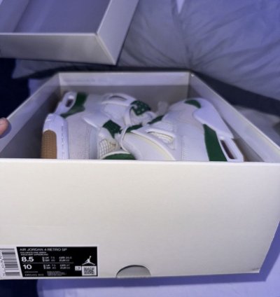 Jordan 4 pine green