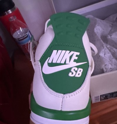 Jordan 4 pine green