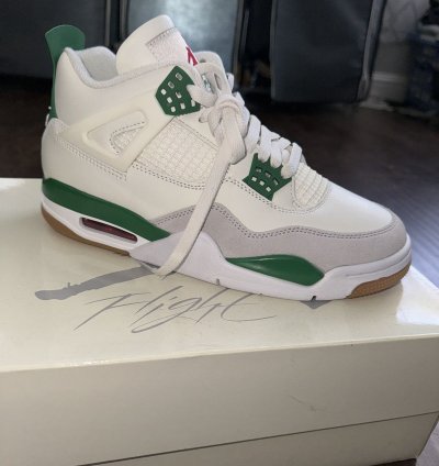 JORDAN 4 PINE GREEN NIKE SB