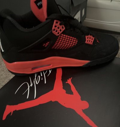 Jordan 4 Red Thunder
