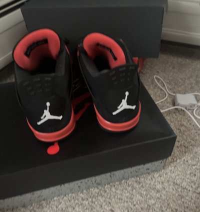Jordan 4 Red Thunder