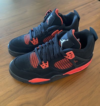 Jordan 4 Red Thunder GS size 6Y