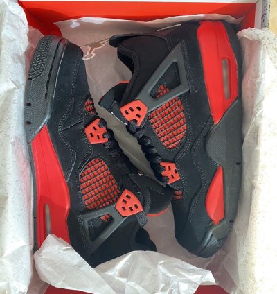 Jordan 4 Red Thunder GS size 6Y