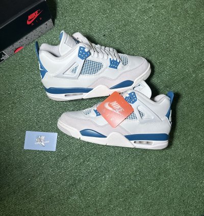 JORDAN 4 RETRO MILITARY BLUE 2024