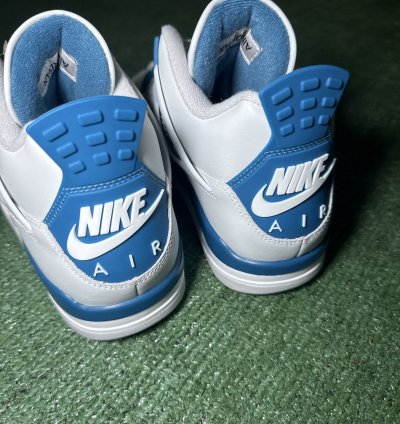 JORDAN 4 RETRO MILITARY BLUE 2024