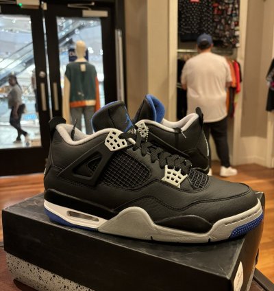 Jordan 4 Retro Motorsports Alternate