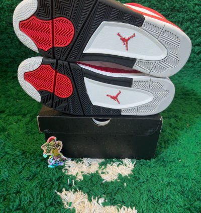 Jordan 4 Retro Red Cement
