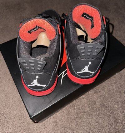 Jordan 4 Retro Red Thunder