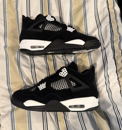 Jordan 4 Retro White Thunder