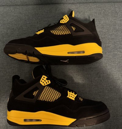 Jordan 4 Thunder