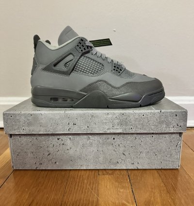 Jordan 4 Wet Cement size 9