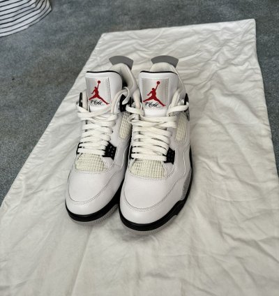 Jordan 4 White Cement size 11 5 new box