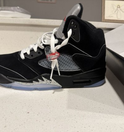 Jordan 5 Metallic