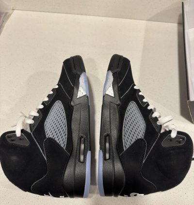Jordan 5 Metallic