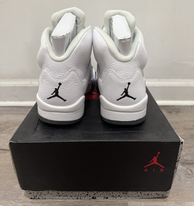 Jordan 5 Metallic White