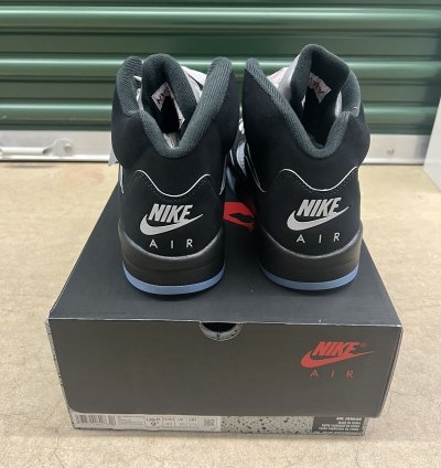 Jordan 5 Retro OG Reimagined Black Metallic Size 9 5