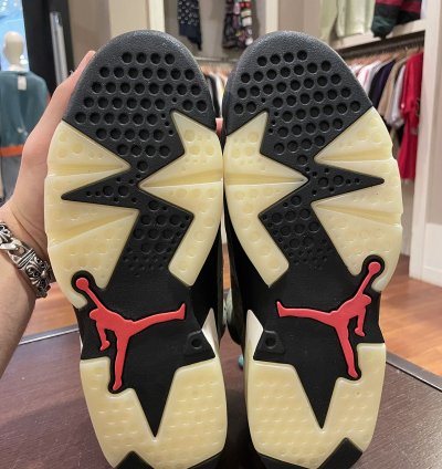 Jordan 6 Retro Travis Scott