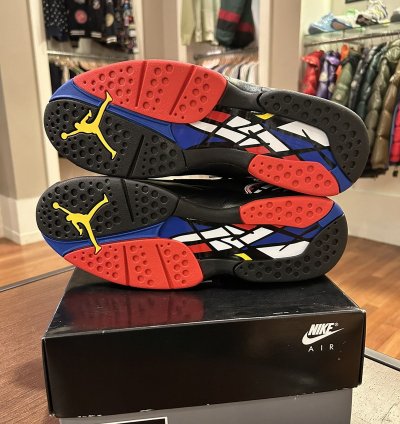 Jordan 8 Retro Playoffs (2023)